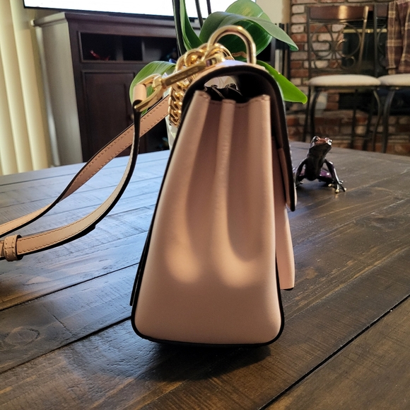 Michael Kors Pink Crossbody Bag Soffiano Leather EUC - Picture 5 of 10